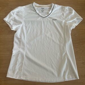 Reebok White V-Neck golf T-Shirt